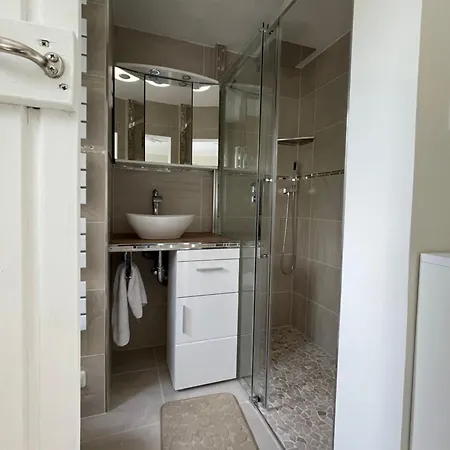 Of Rent - Zimmer Mit Bad In Offenbach 12Km Bis Frankfurt Zentrum Exterior foto