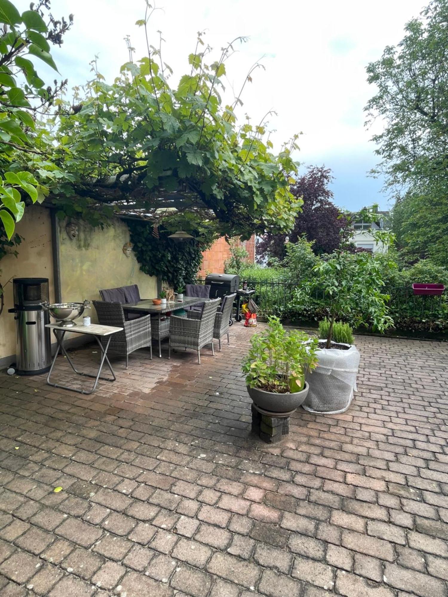 Of Rent - Mit Bad In 12km Bis Frankfurt Zentrum Homestay *